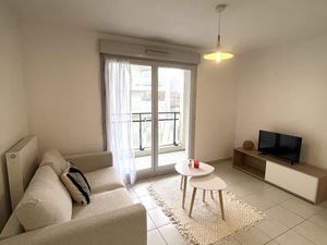 Appartement T2 meublé avec Garage - Tram Décines Centre