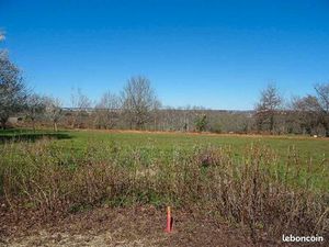 Terrain 2 370 m² Panazol