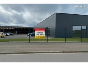 Local bureaux 272 m²