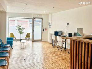 Local commercial 150 m² SAINT ETIENNE