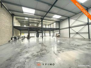 Local d'activité 670 m²
