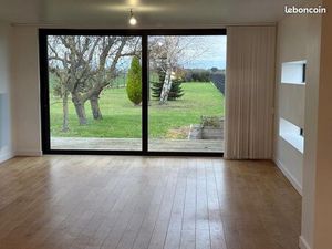 Maison  150 m² 5 pièces