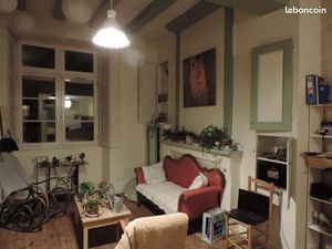 Hyper centre Chinon  beau type 2