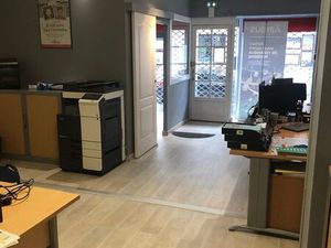 Local commercial hyper centre