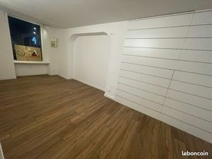 À louer local commercial centre Mauron