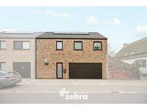 Ruime en recente woning met vier slaapkamers te Gijverinc...