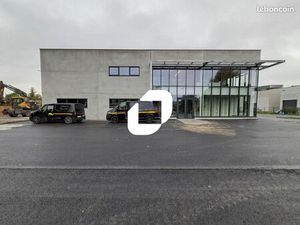 Local d'activité 432 m²