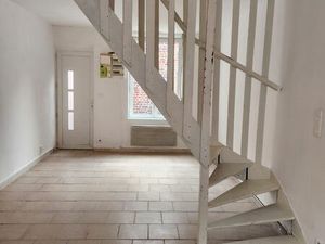 Maison de cour disponible 2 chambres