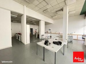 Bureaux 113 m²