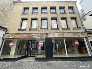 Local commercial 101 m²