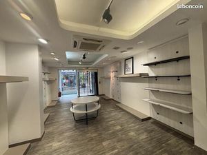 Local commercial 120 m²