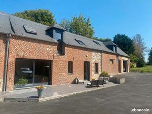 Maison 10 pièces 278 m²