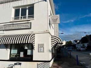 Local commercial bourg de camoel