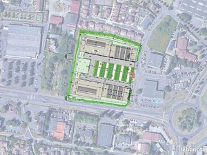 Local d'activité 8 744 m²