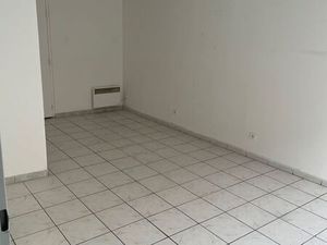 Local commercial-bureau hyper-centre Gravelines