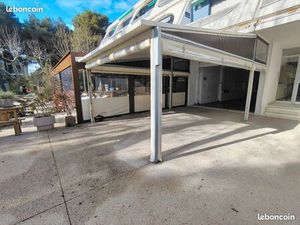 Local à louer très bel emplacement