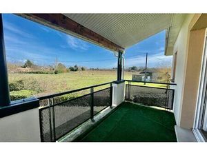 Location appartement  m² T-1 à La Ville-Dieu-du-Temple  530 €