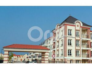 Location appartement  m² T-2 à Le Plessis-Belleville  756 €