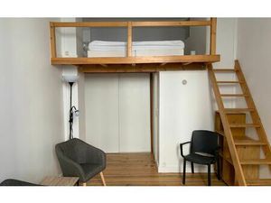 Location appartement  17.4 m² T-1 à Paris 19  825 €
