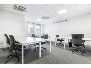 Bureau privé à louer pour 5 personnes à CERGY  Stop & Work Cergy
