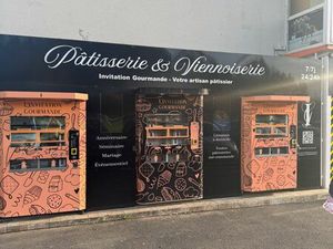 Emplacement commercial extérieur – Zone haut passage – Chaumontel