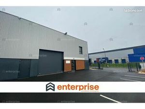 Local d'activité 181 m²