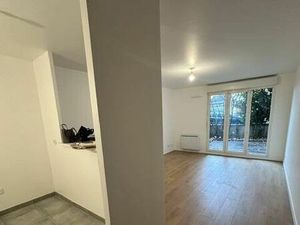 Location appartement 3 pièces 52 m² à Noisy-le-Grand (93160)