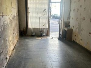 à saisir bureau ou commerce