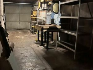 Box de 24 m2 à louer