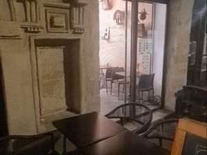 Fond de commerce rue passante