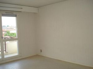 Location appartement 2 pièces 50 m² à Limoges (87000)