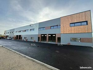 Local d'activité 2 550 m²