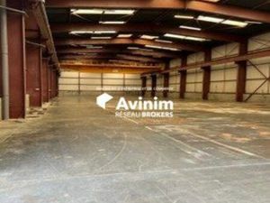 Local 7950 m² Saint-Ouen-l'Aumône