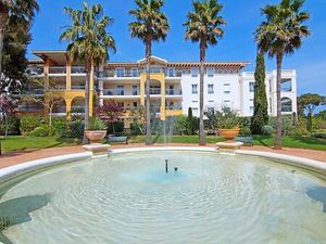 A VENDRE : Magnifique T2 de 55m2 à SAINT AYGULF - FREJUS