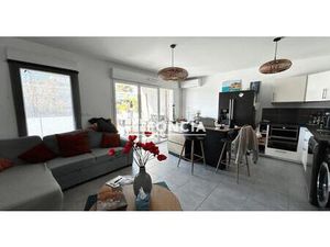 APPARTEMENT DE TYPE 3 - TERRASSE - GARAGE