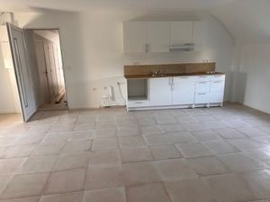 4 PIECES A LOUER SUR POMMEUSE