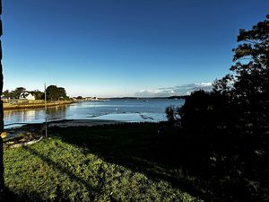 Terrain constructible 1 097 m² - Vue mer - Locmariaquer