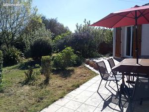 Maison de plain-pied avec trois chambres dans un endroit calme près de Fleurance