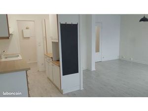 A louer Grand F2 / 63m2 Quartier Sud Est