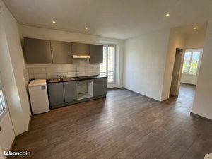 T2 avenue Riondet disponible immédiatement