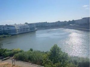 T2 dernier étage grande terrasse ÉTUDIANT