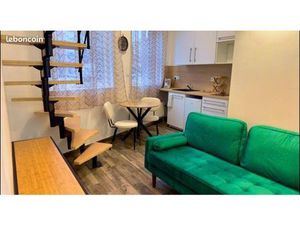 Magnifique studio en duplex au pied du métro Square Flandre