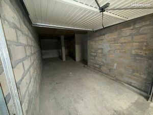 Location garage fermé