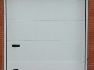 Garage spacieux 21 m² – Grande hauteur – Idéal van ou fourgon