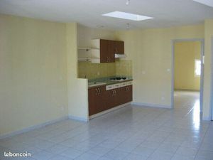 T2 centre ville salon de provence