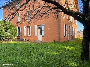 Grand T3 75M2 refait à neuf avec jardin et parking