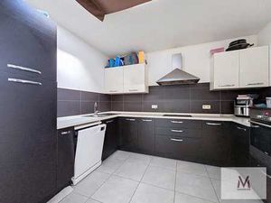 Spacieux appartement 3 chambres avec terrasse + garage