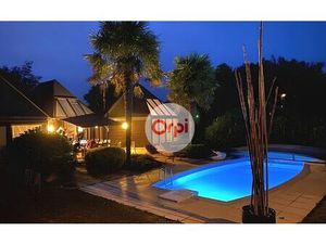 Maison Theix m² T-3 à vendre  420 000 €