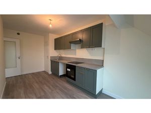 Superbe appartement T4 rénové de 95 m2 à 2 minutes du Boucho