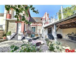 Maison Le Mée-sur-Seine m² T-7 à vendre  348 000 €